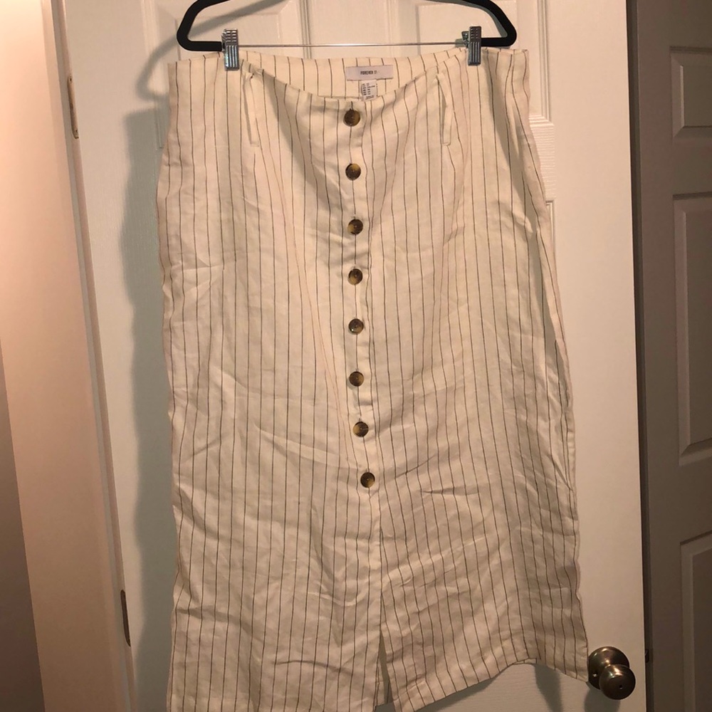 BRAND NEW FOREVER 21+ Maxi Skirt